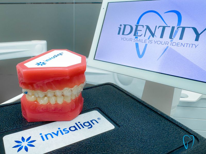 Лечение с алайнери Invisalign на атрактивна цена в гр. Варна - Дентална клиника IDENTITY от Д-р Ивелина Банчева